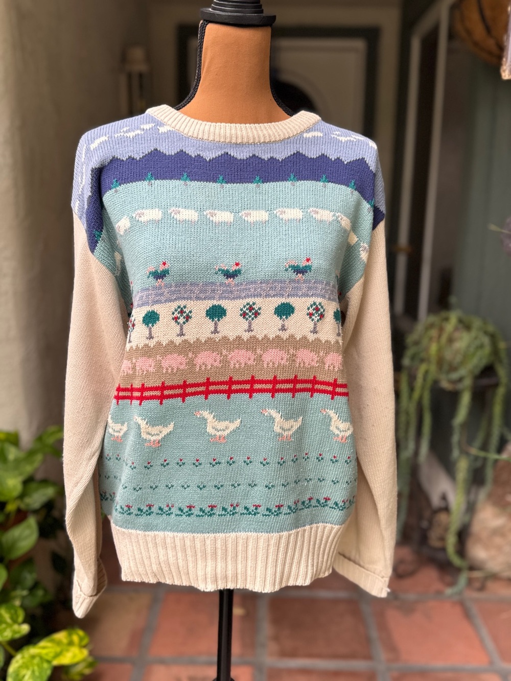 Vtg 1988 Eddie Bauer Farm Motif Crewneck Sweater in Cream, Aqua & Blue